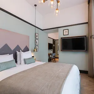4* Hotell The Hendrick's