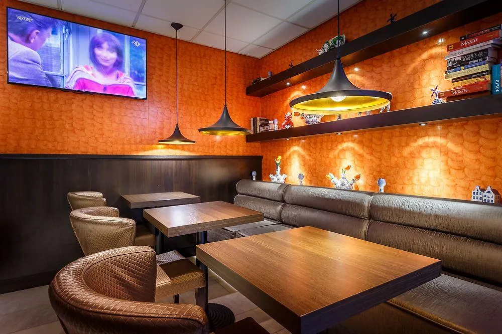 Mozart Hotel Амстердам 2*,
