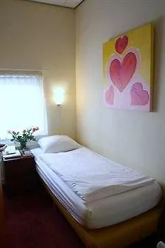 Mozart Hotel Амстердам 2*,  Нидерланды