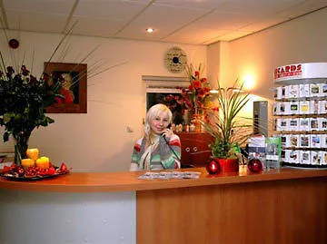 Mozart Hotel Amsterdam 2*,